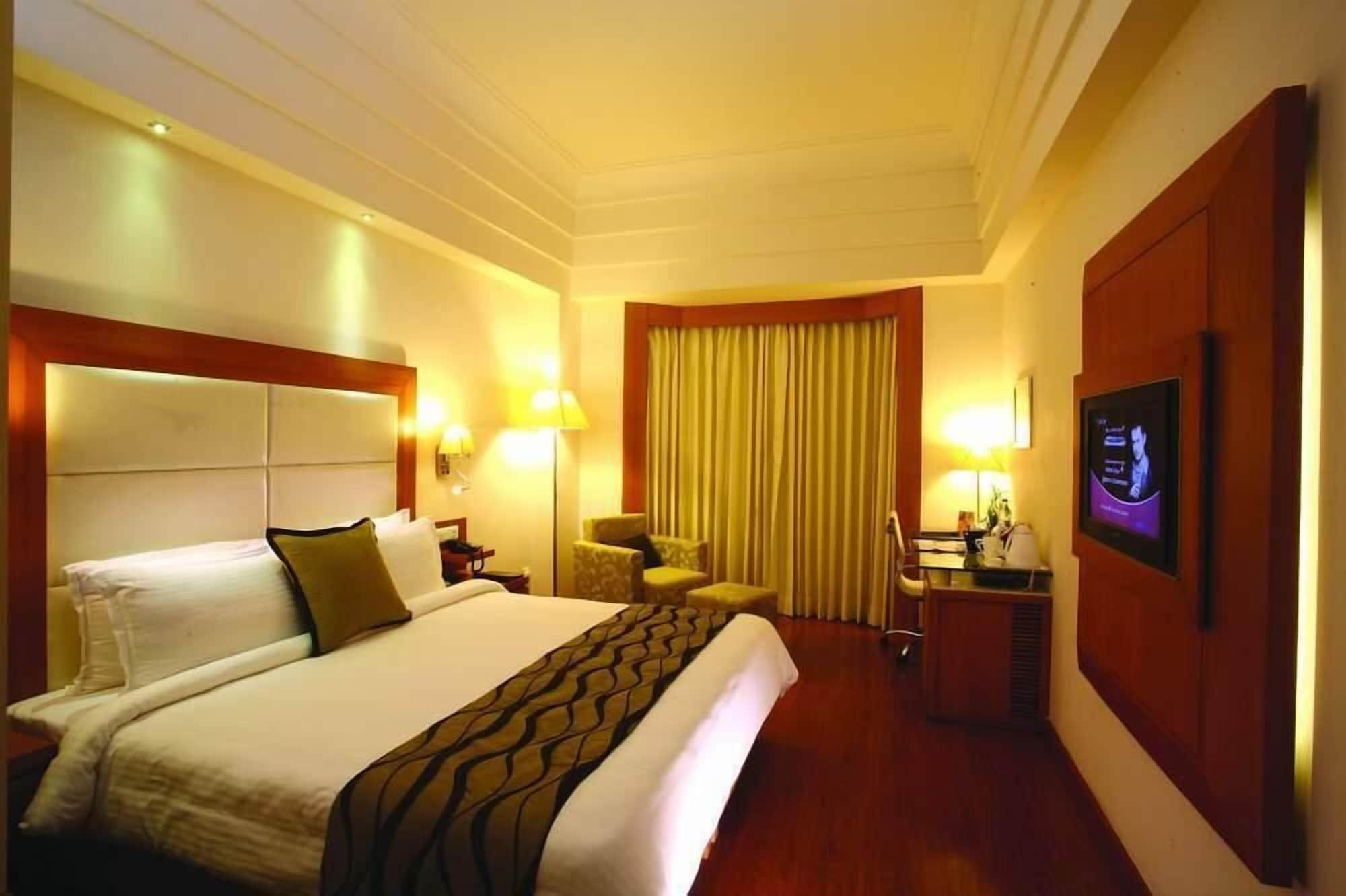 הרידוואר Ambrosia Sarovar Portico חדר תמונה