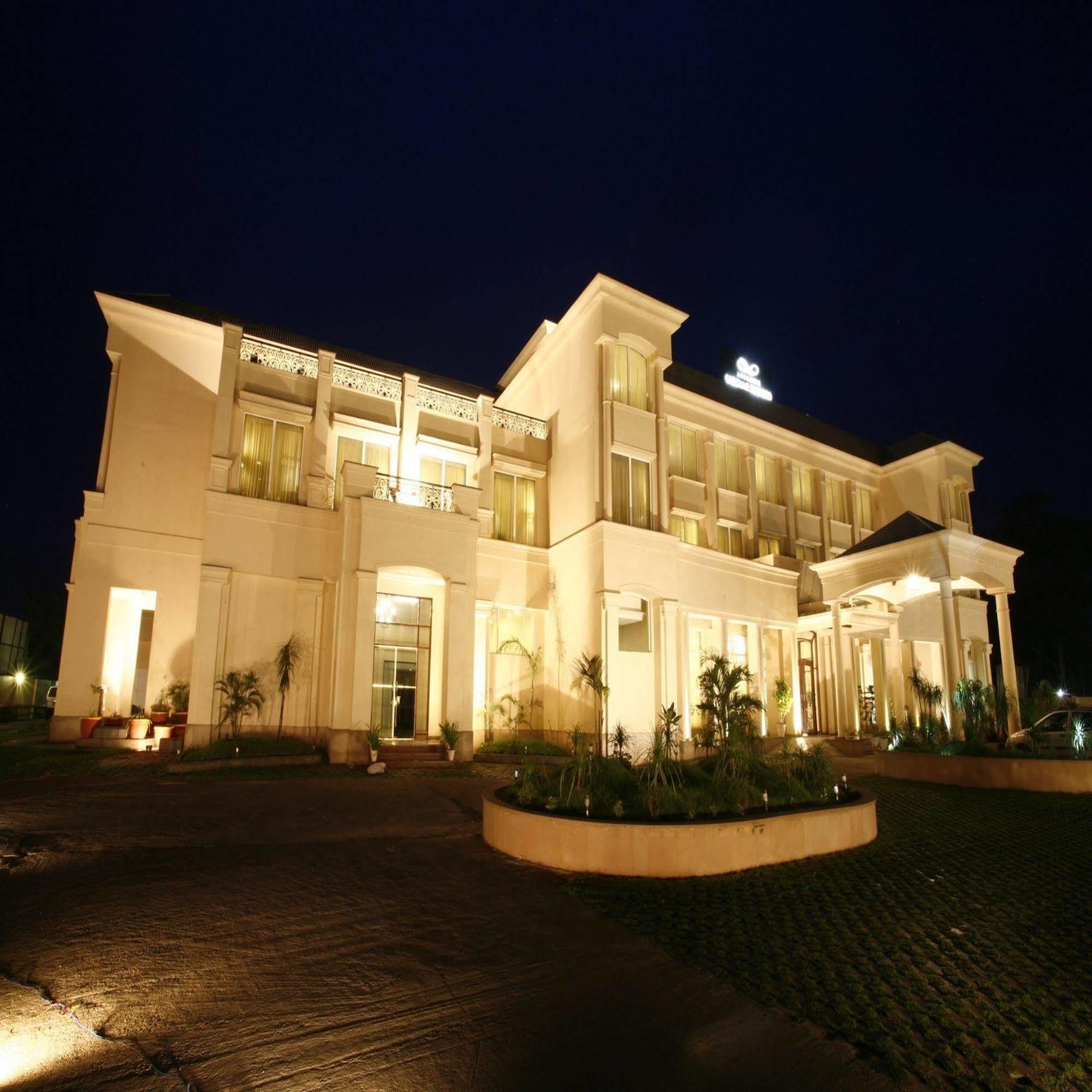 הרידוואר Ambrosia Sarovar Portico מראה חיצוני תמונה